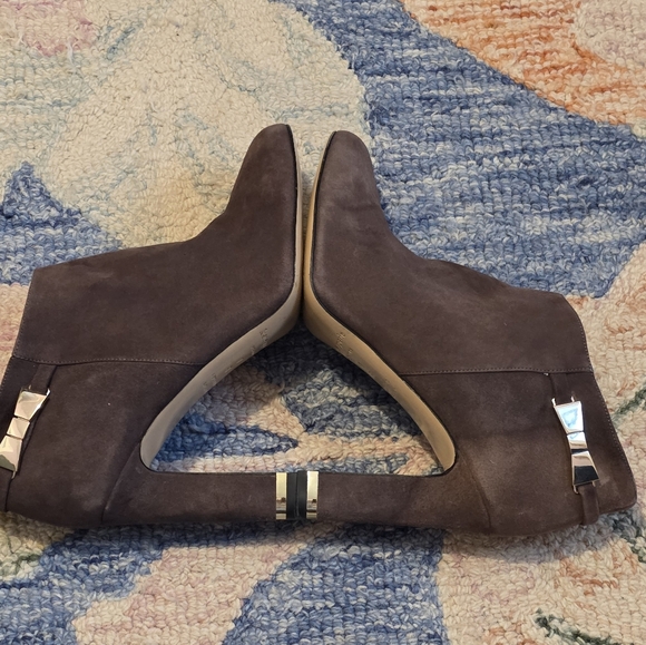 Kate Spade Aldaz Gold Bow Boot, Brown Suede - Picture 5 of 15